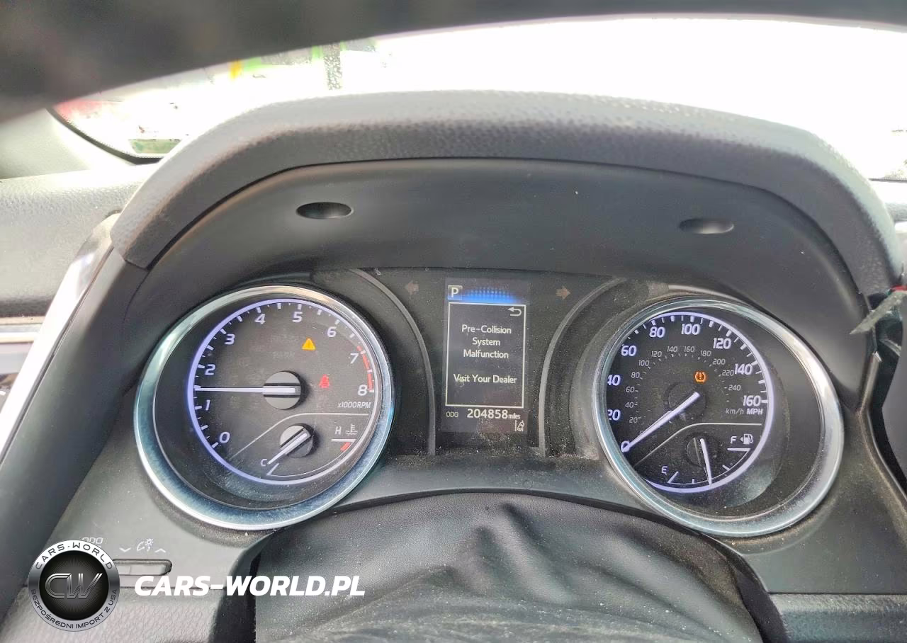 2018 Toyota Camry Se VIN:4T1B11HK8JU610624 - 9