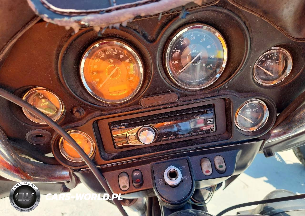 2011 Harley-Davidson Flhtk VIN:1HD1KEM18BB618560 - 7