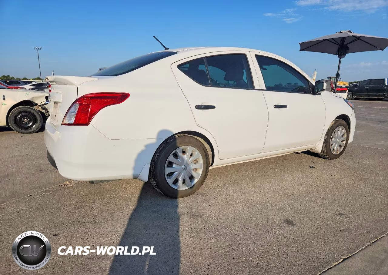 2018 Nissan Versa S Plus VIN:3N1CN7AP5JL808905 - 3