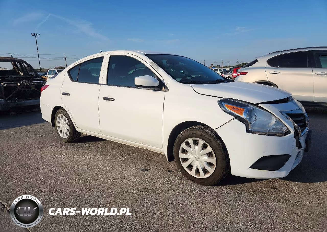 2018 Nissan Versa S Plus VIN:3N1CN7AP5JL808905 - 4