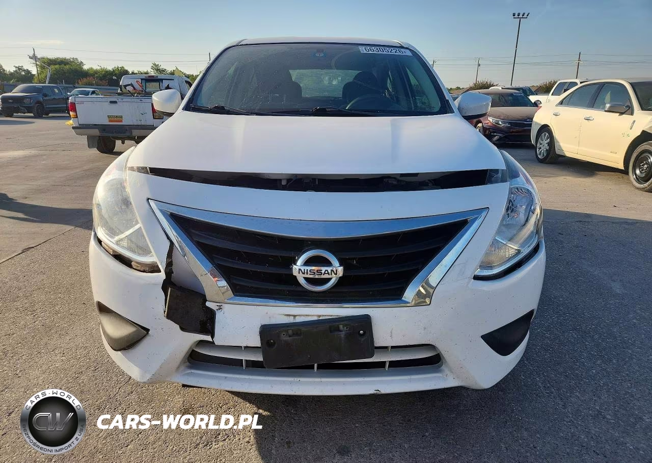 2018 Nissan Versa S Plus VIN:3N1CN7AP5JL808905 - 5
