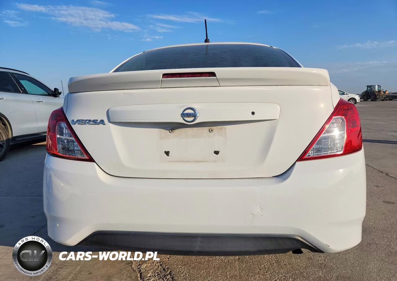 2018 Nissan Versa S Plus VIN:3N1CN7AP5JL808905 - 6