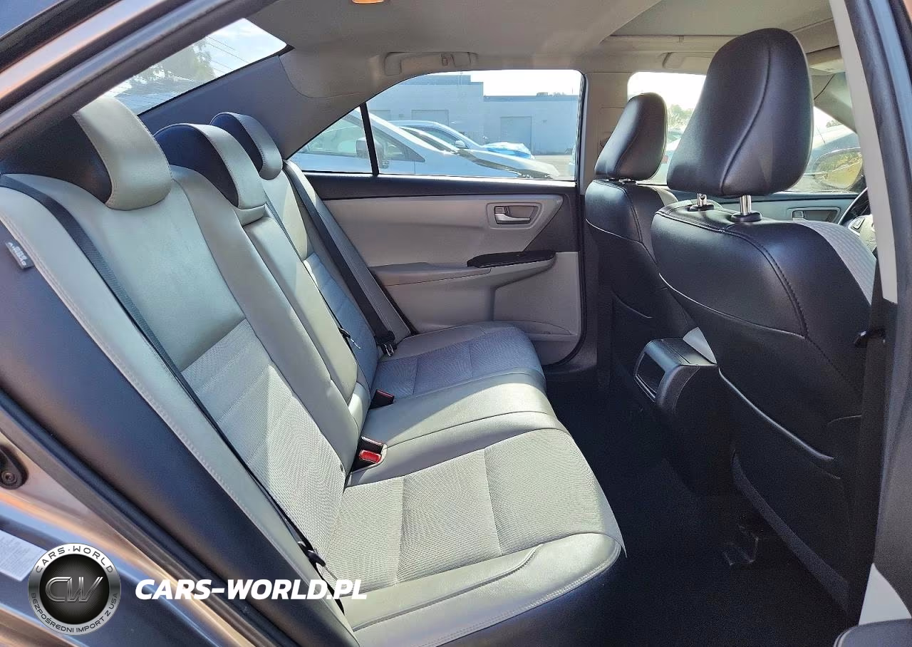 2016 Toyota Camry Se VIN:4T1BF1FK8GU242409 - 10