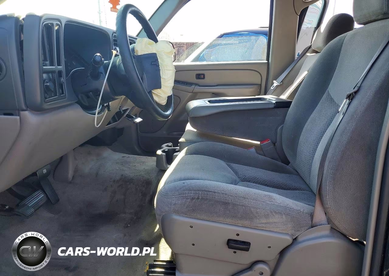 2004 Chevrolet Tahoe C1500 VIN:1GNEC13V84R157942 - 7
