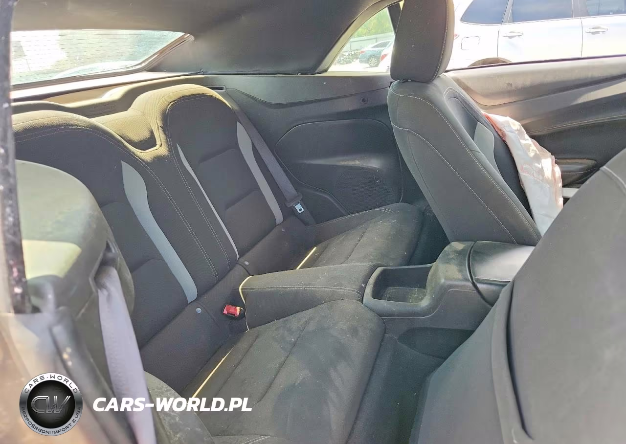 2018 Chevrolet Camaro Lt VIN:1G1FB3DX2J0147184 - 10
