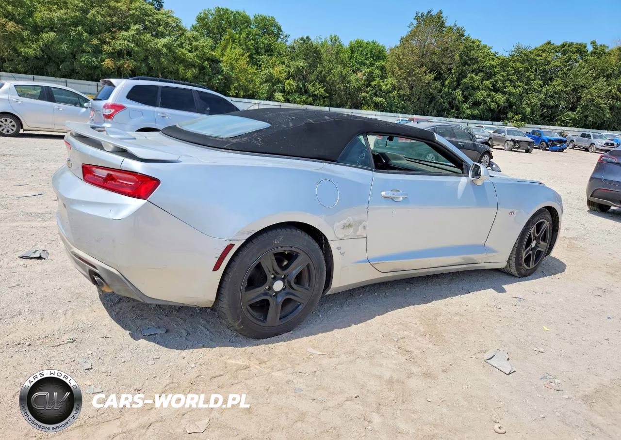 2018 Chevrolet Camaro Lt VIN:1G1FB3DX2J0147184 - 3