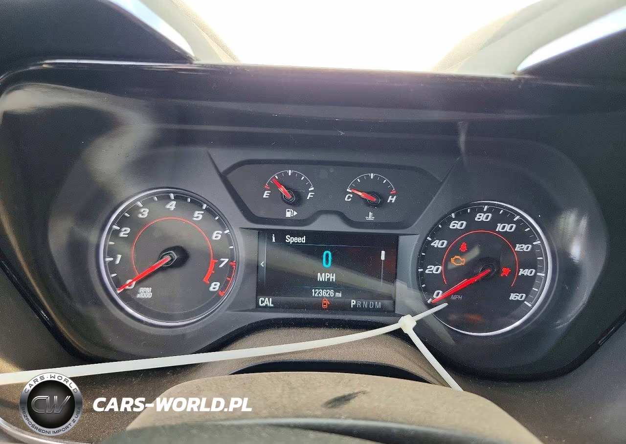 2018 Chevrolet Camaro Lt VIN:1G1FB3DX2J0147184 - 9