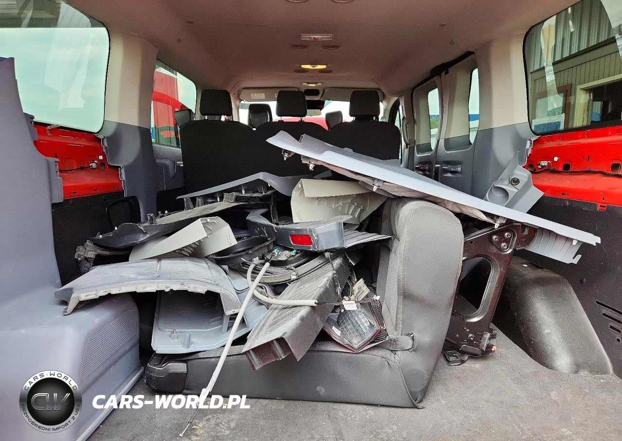 2018 Ford Transit T-150 VIN:1FMZK1ZM3JKB42549 - 10