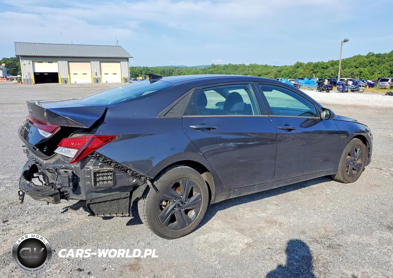 2022 Hyundai Elantra Sel VIN:5NPLM4AG6NH074697 - 3