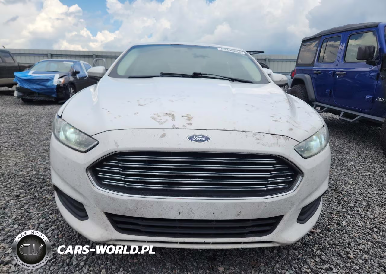 2015 Ford Fusion S VIN:3FA6P0G7XFR217739 - 5