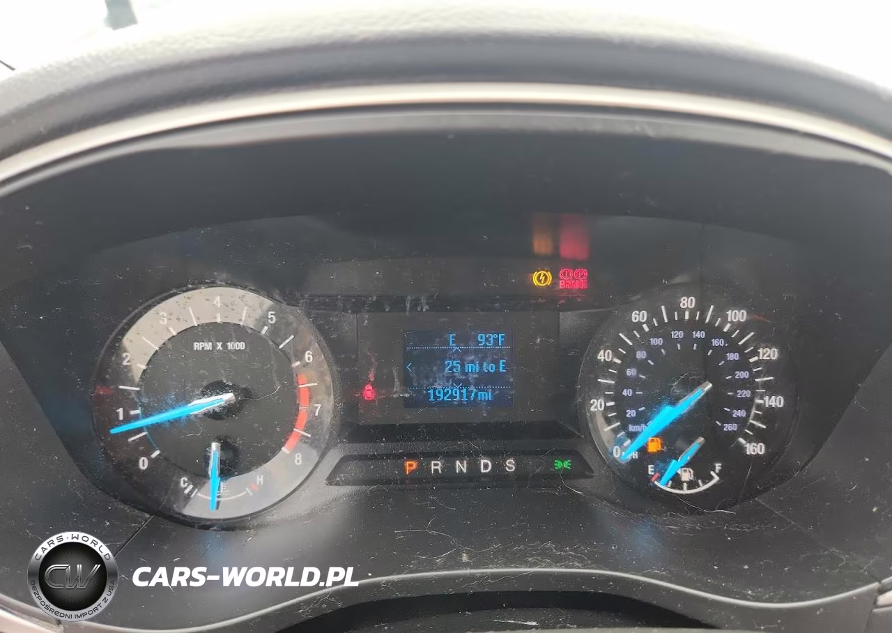 2015 Ford Fusion S VIN:3FA6P0G7XFR217739 - 9