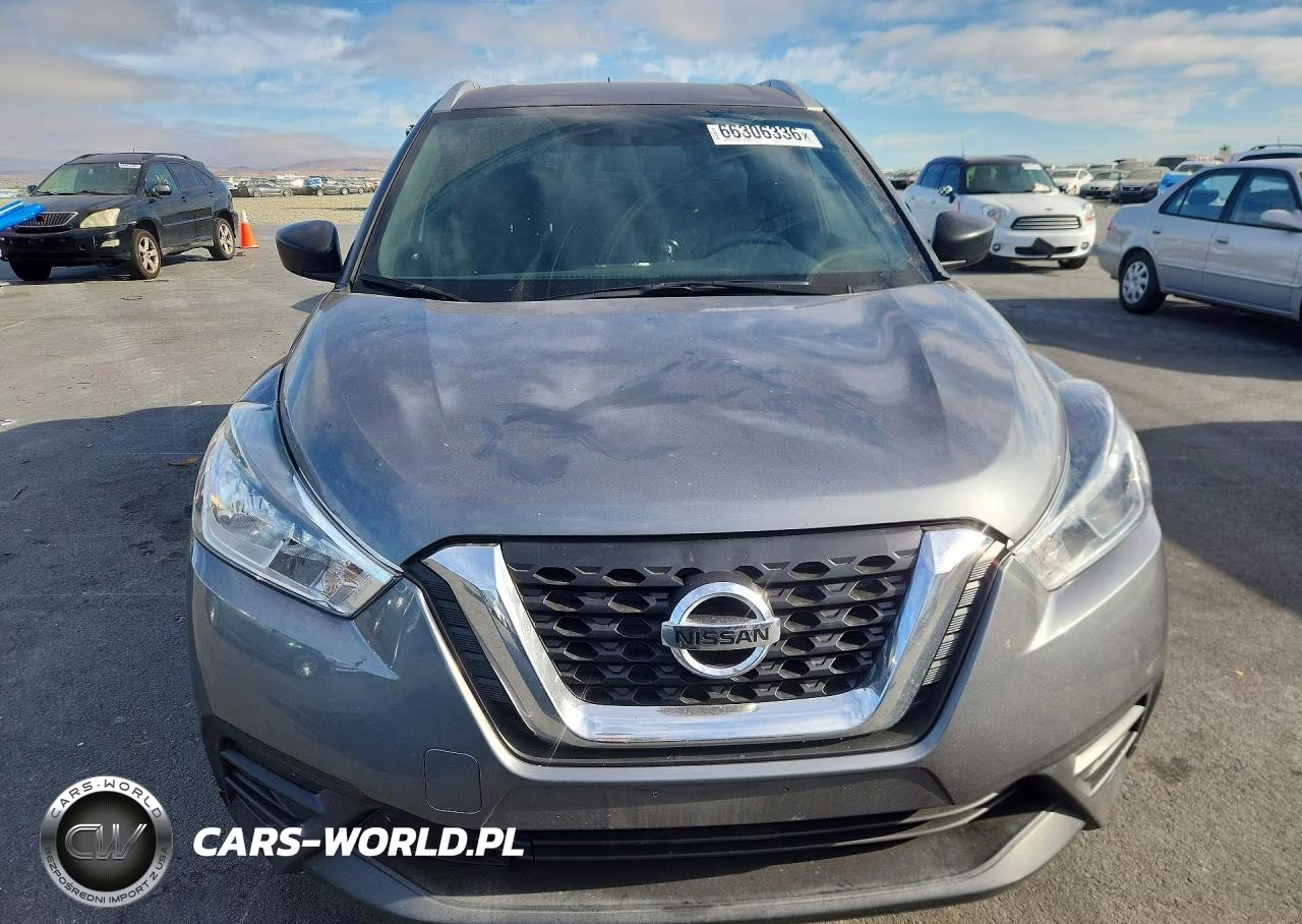 2019 Nissan Kicks S VIN:3N1CP5CU5KL564983 - 5
