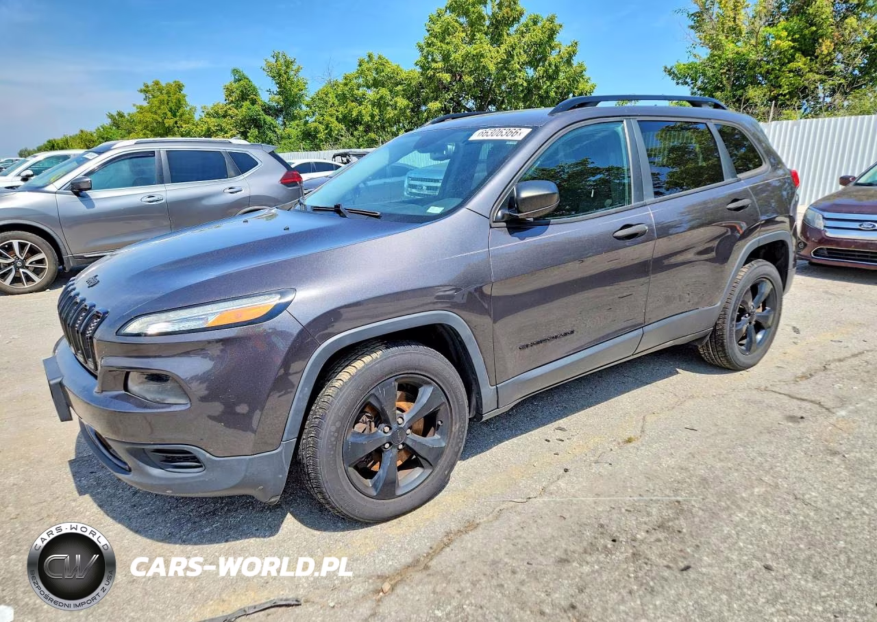 2016 Jeep Cherokee Sport