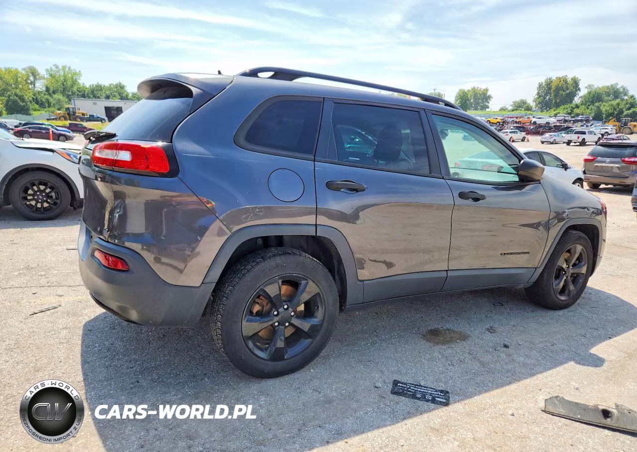 2016 Jeep Cherokee Sport VIN:1C4PJMAB3GW301243 - 3