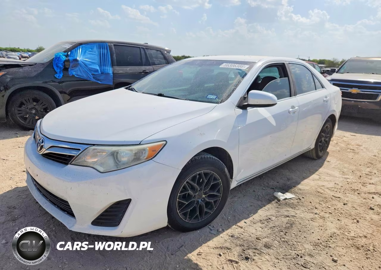 2014 Toyota Camry Le