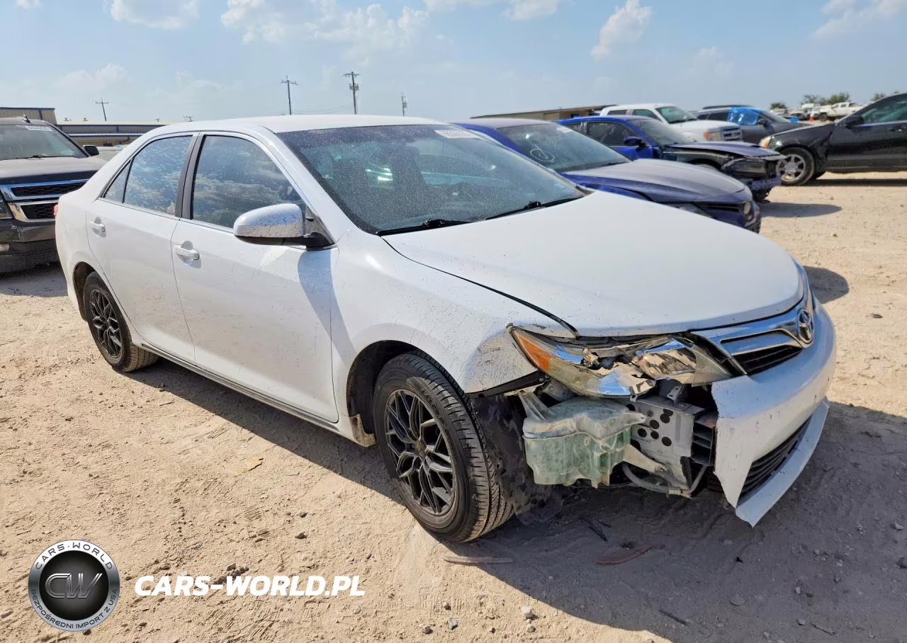 2014 Toyota Camry Le VIN:4T4BF1FK1ER408594 - 4