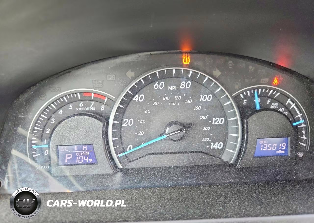 2014 Toyota Camry Le VIN:4T4BF1FK1ER408594 - 9