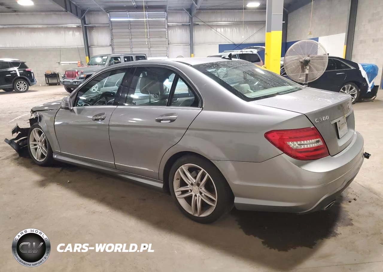2012 Mercedes-Benz C 300 4Matic VIN:WDDGF8BB9CR225646 - 2