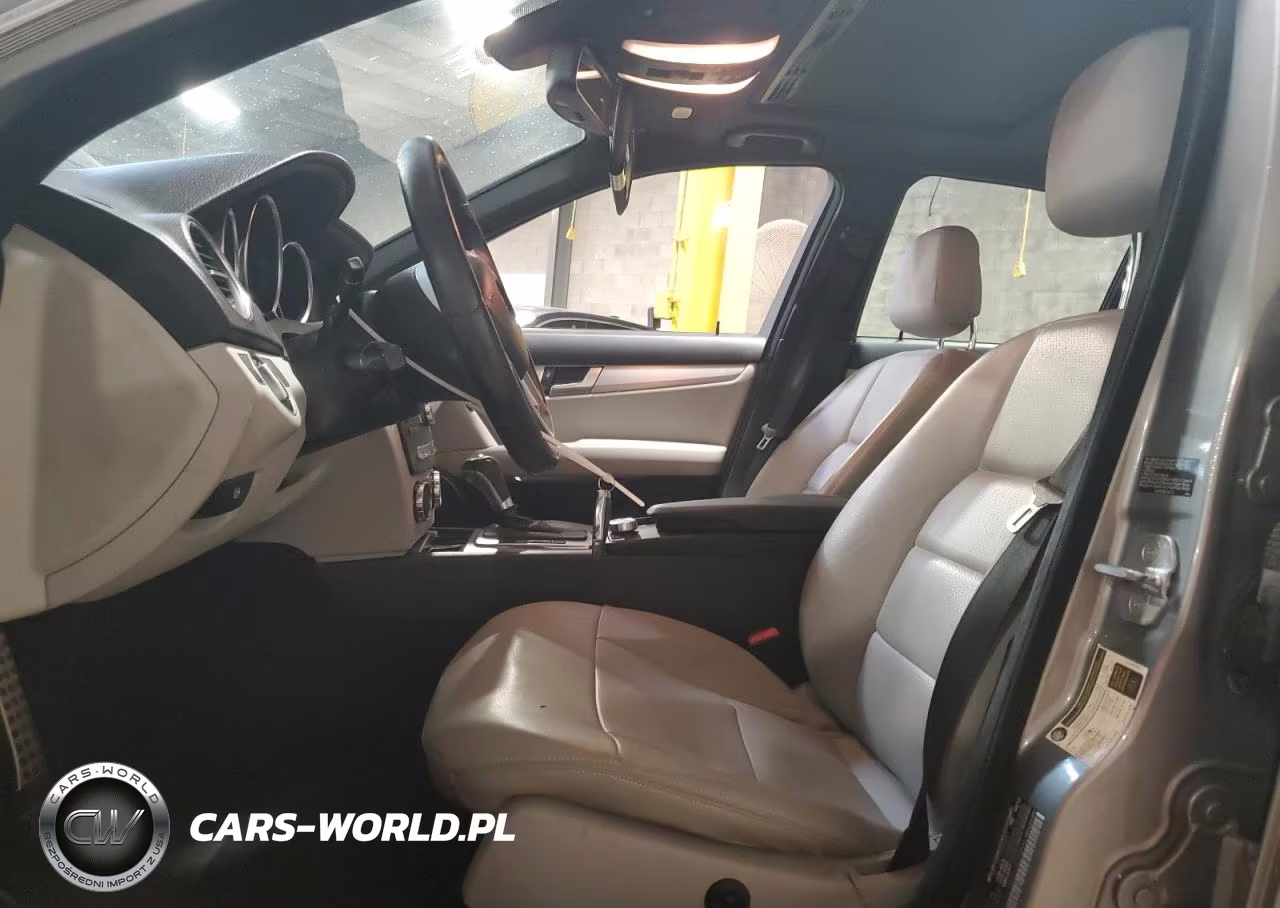2012 Mercedes-Benz C 300 4Matic VIN:WDDGF8BB9CR225646 - 7