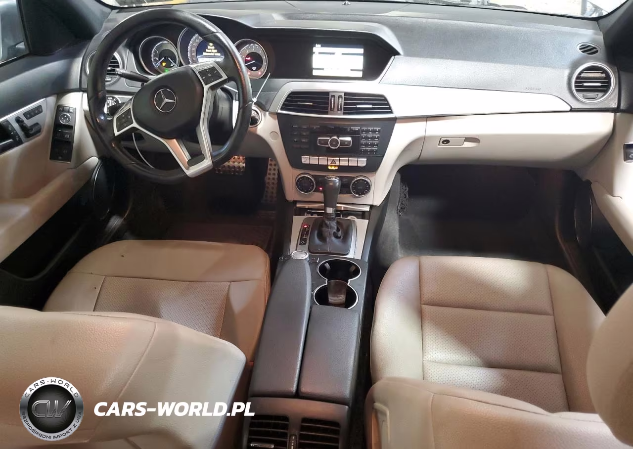 2012 Mercedes-Benz C 300 4Matic VIN:WDDGF8BB9CR225646 - 8