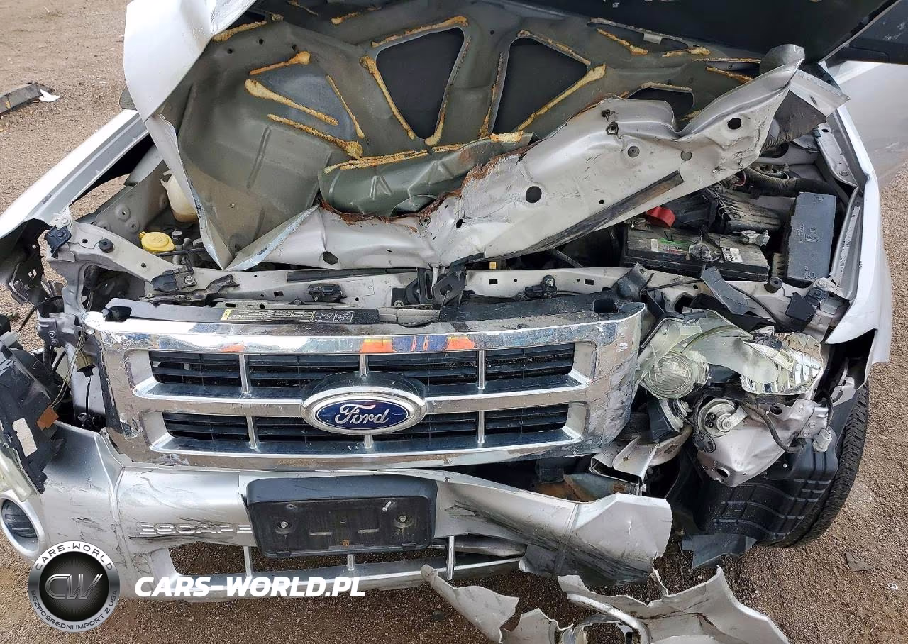 2011 Ford Escape Xls VIN:1FMCU9C77BKB24686 - 12