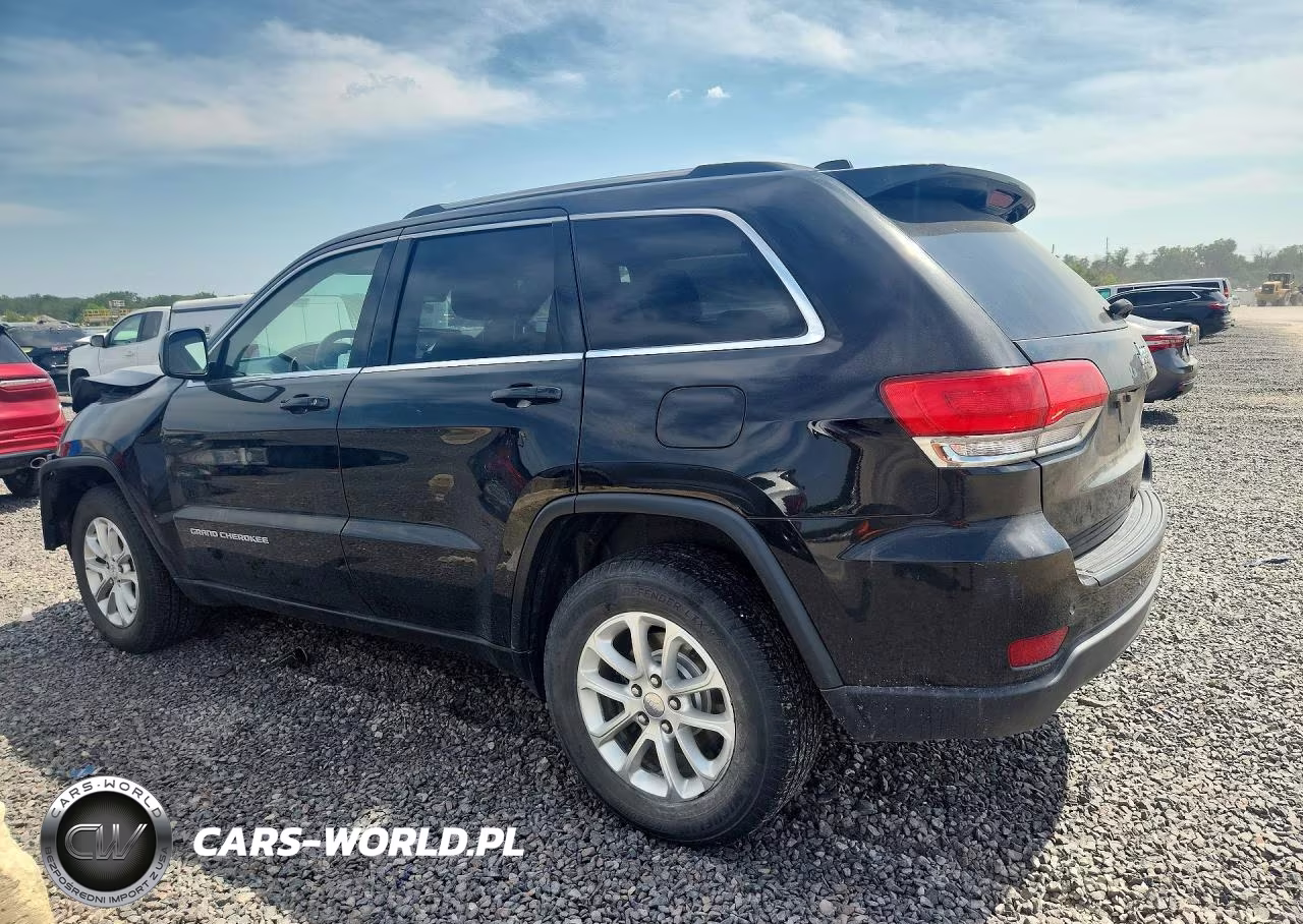 2015 Jeep Grand Cherokee Laredo VIN:1C4RJFAG8FC213577 - 2