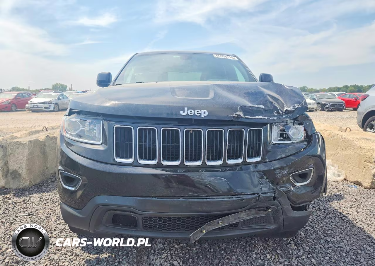 2015 Jeep Grand Cherokee Laredo VIN:1C4RJFAG8FC213577 - 5