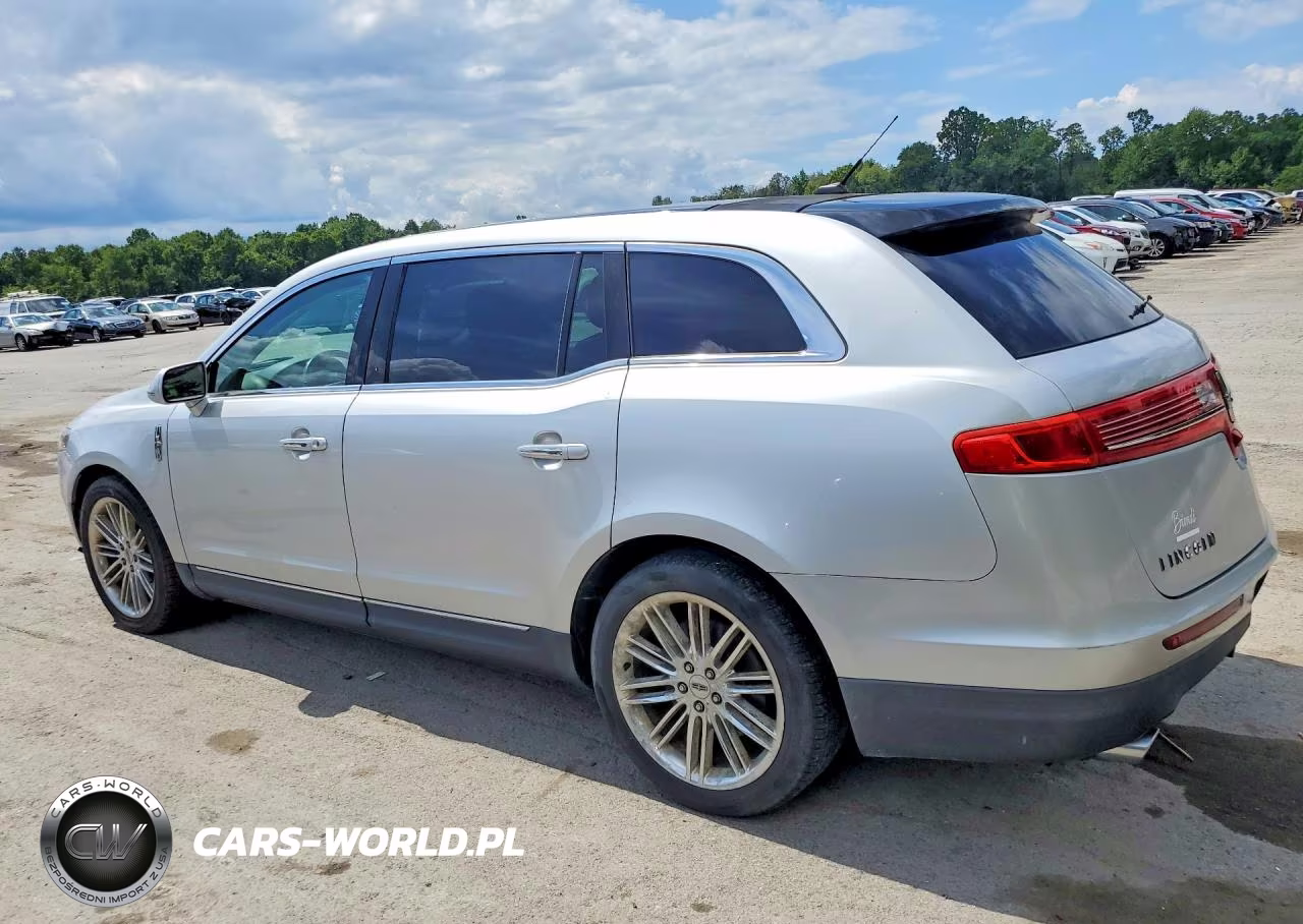 2013 Lincoln Mkt VIN:2LMHJ5AT8DBL50082 - 2