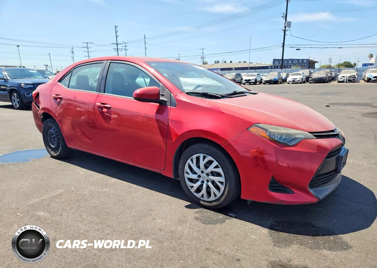 2018 Toyota Corolla Le VIN:2T1BURHE4JC069525 - 4