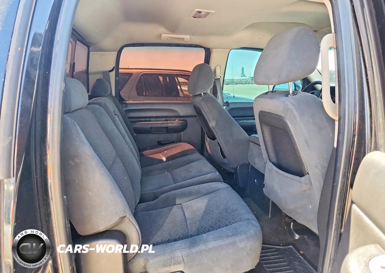 2008 Chevrolet Silverado C1500 VIN:2GCEC13J281224393 - 10