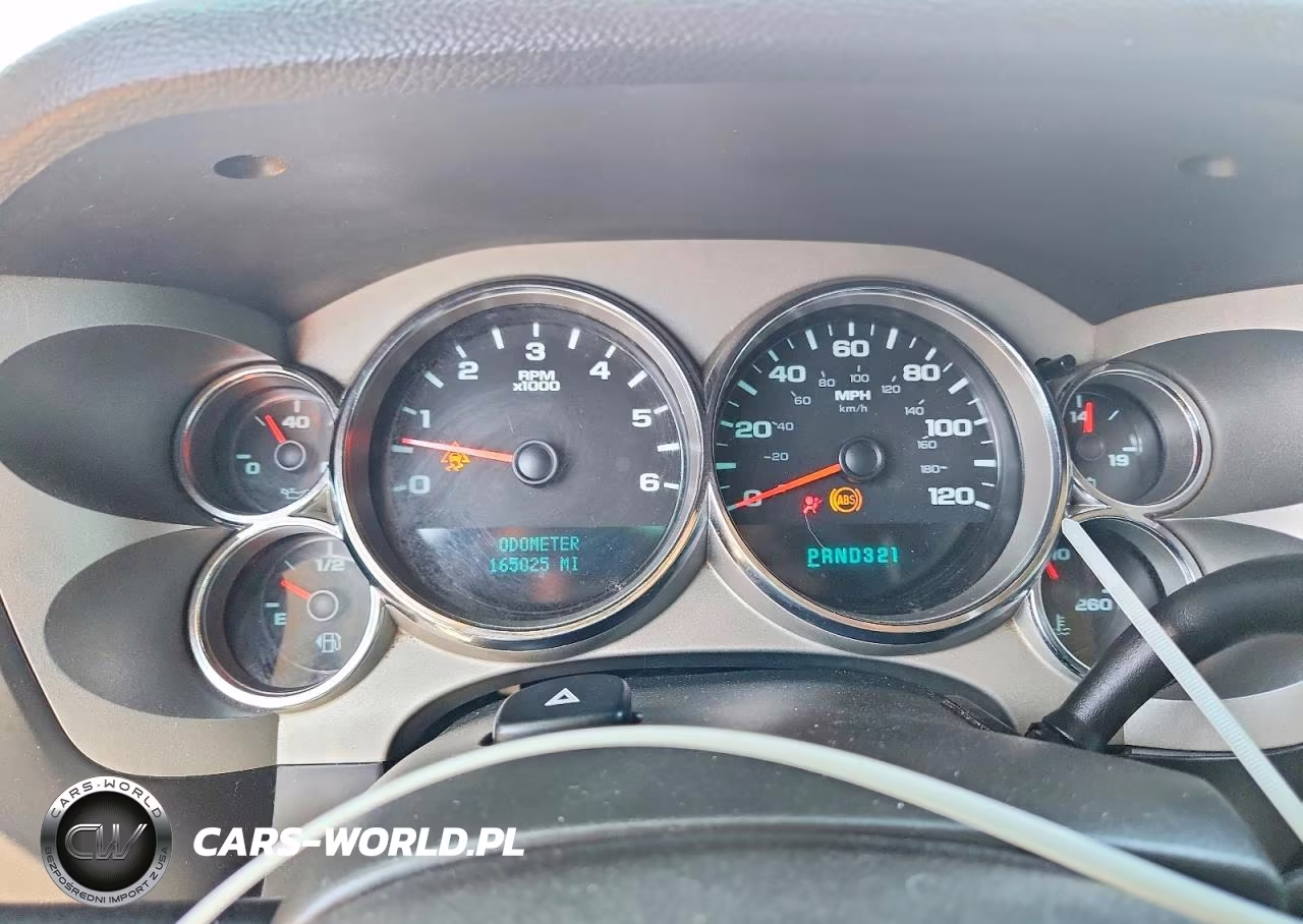 2008 Chevrolet Silverado C1500 VIN:2GCEC13J281224393 - 9