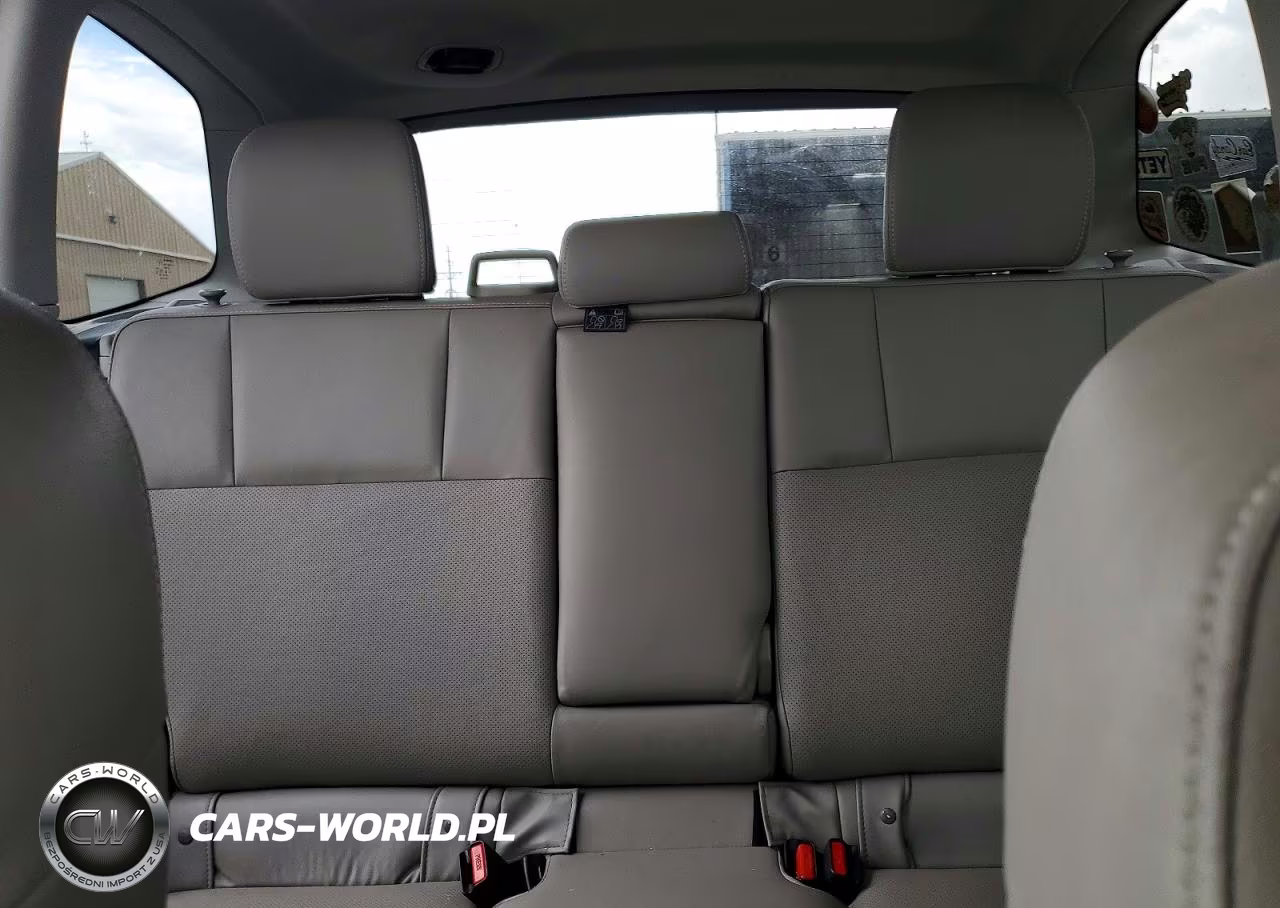 2014 Subaru Forester 2.5I Touring VIN:JF2SJAPC4EH510535 - 10