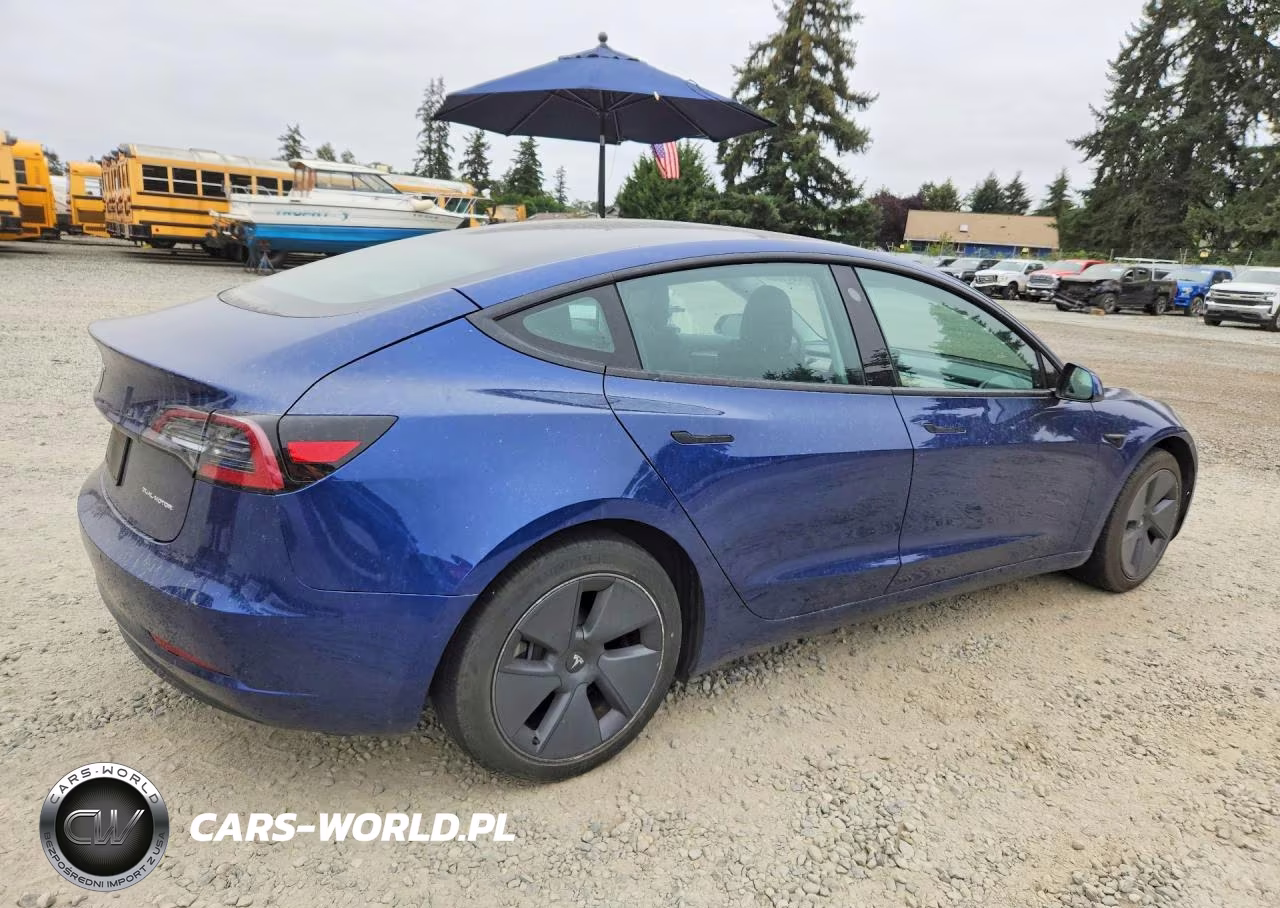 2022 Tesla Model 3 VIN:5YJ3E1EB8NF107823 - 3