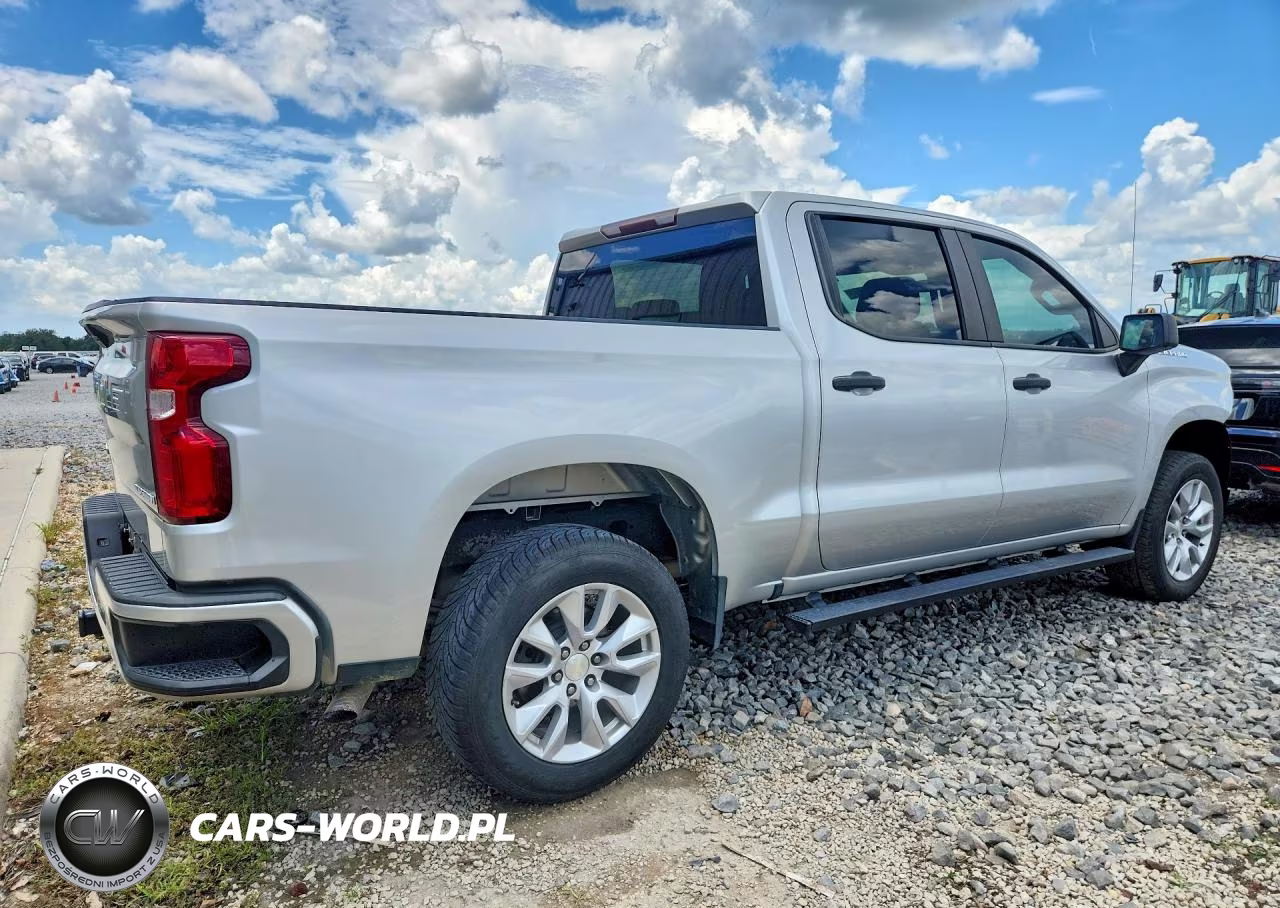 2022 Chevrolet Silverado Ltd C1500 Custom VIN:3GCPWBEKXNG136299 - 3