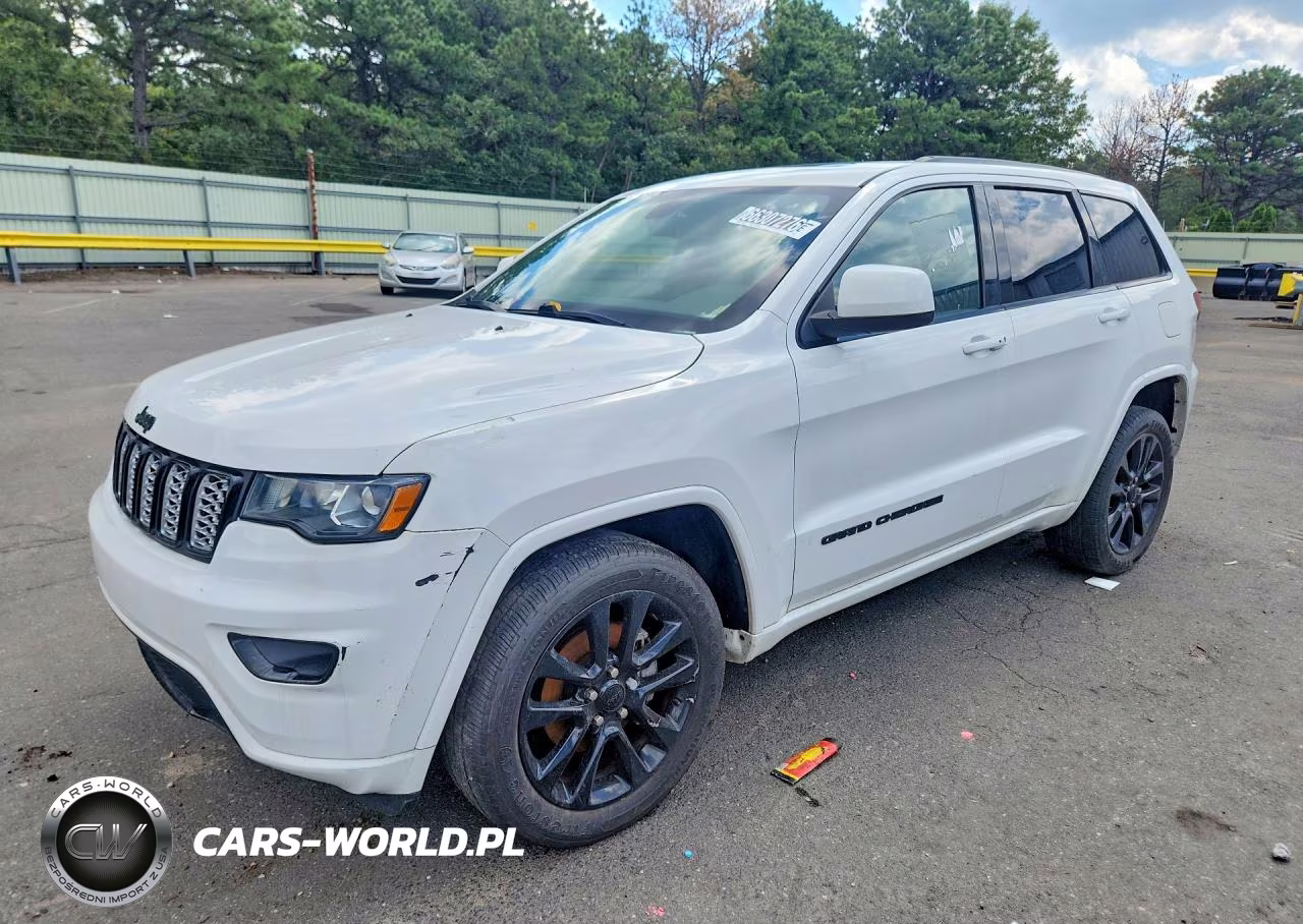 2019 Jeep Grand Cherokee Laredo VIN:1C4RJFAG5KC778492 - 1