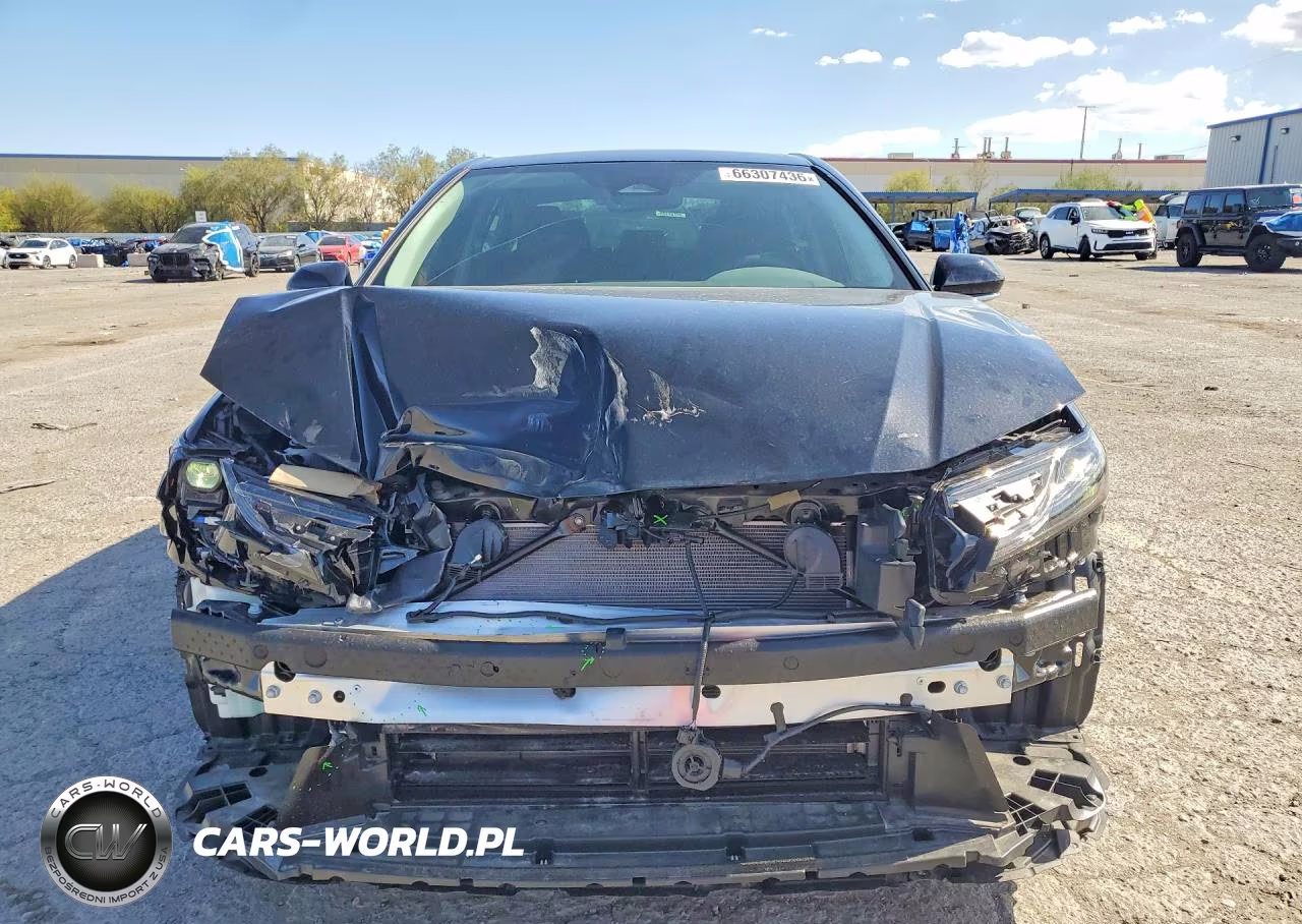 2026 Toyota Camry Le VIN:4T1DAACK7TU740705 - 5
