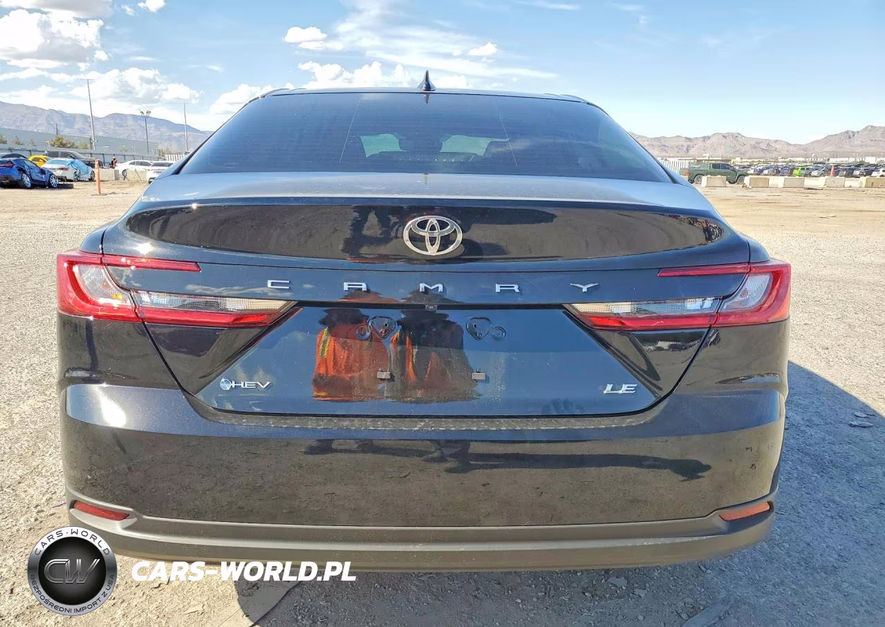 2026 Toyota Camry Le VIN:4T1DAACK7TU740705 - 6