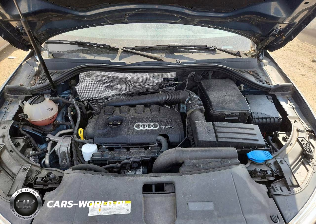 2016 Audi Q3 Premium Plus VIN:WA1EFCFS5GR010697 - 11
