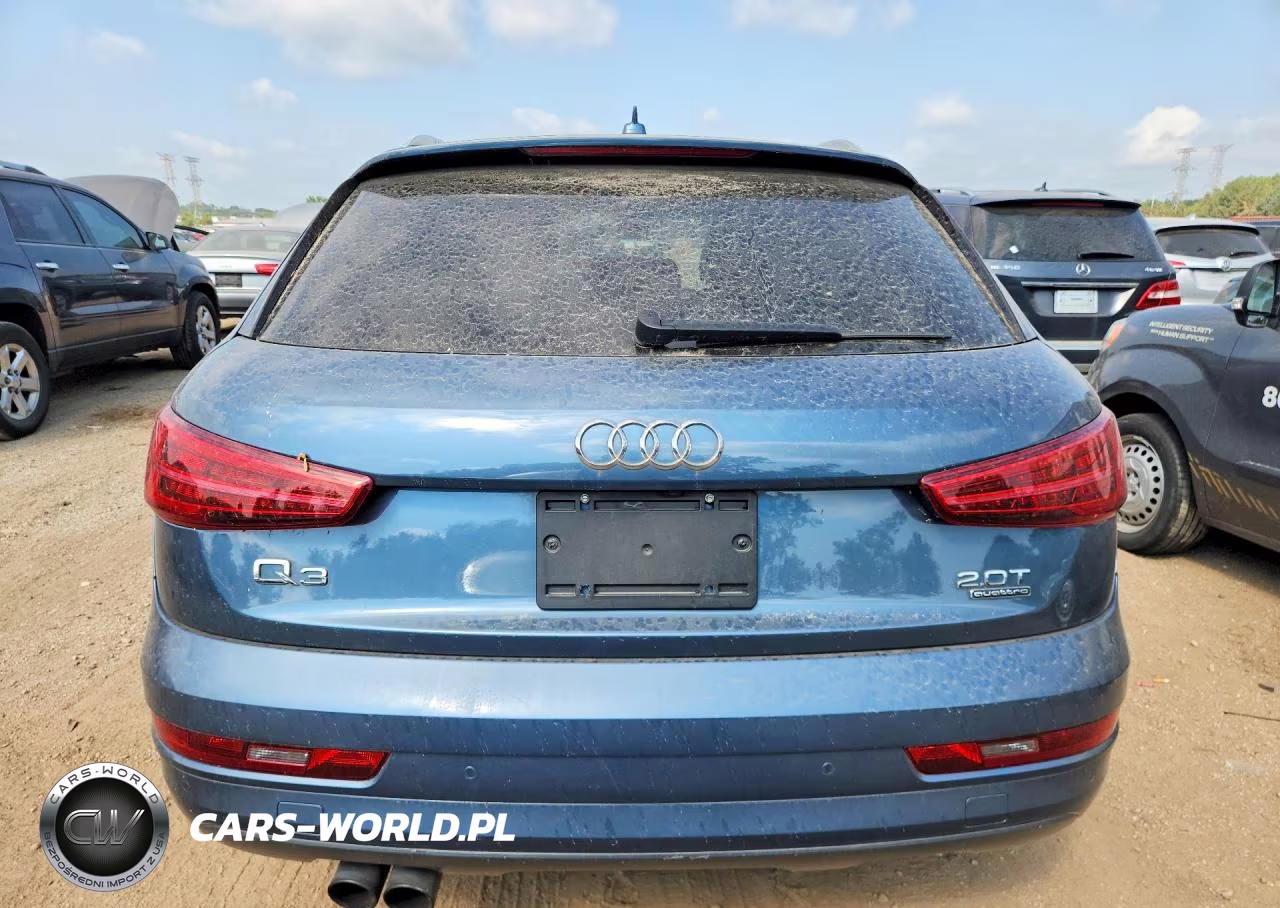 2016 Audi Q3 Premium Plus VIN:WA1EFCFS5GR010697 - 6
