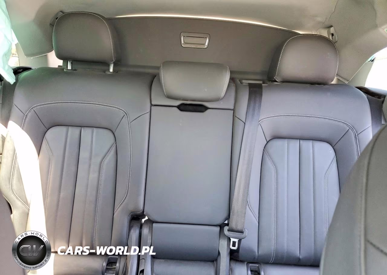 2023 Audi Q5 Premium 45 VIN:WA1GAAFY1P2108229 - 10