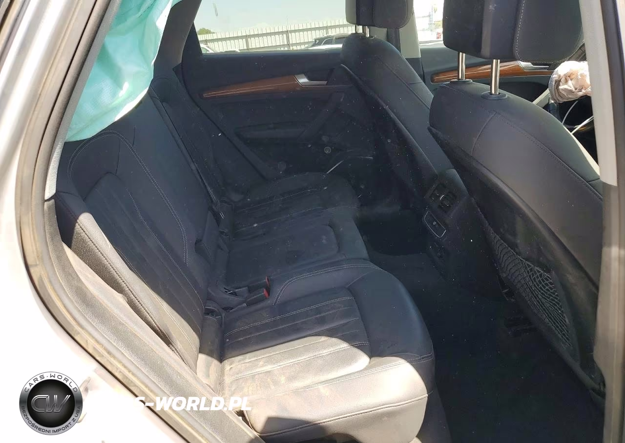 2023 Audi Q5 Premium 45 VIN:WA1GAAFY1P2108229 - 11