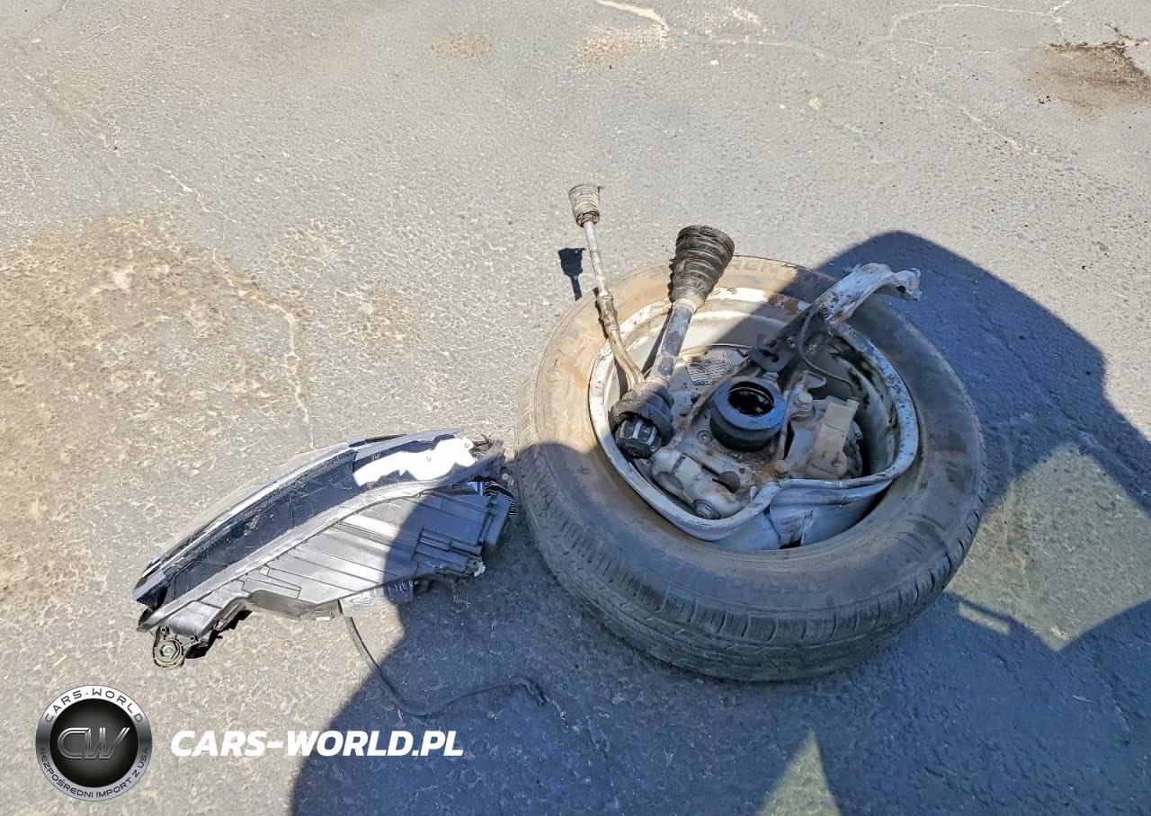 2023 Audi Q5 Premium 45 VIN:WA1GAAFY1P2108229 - 13