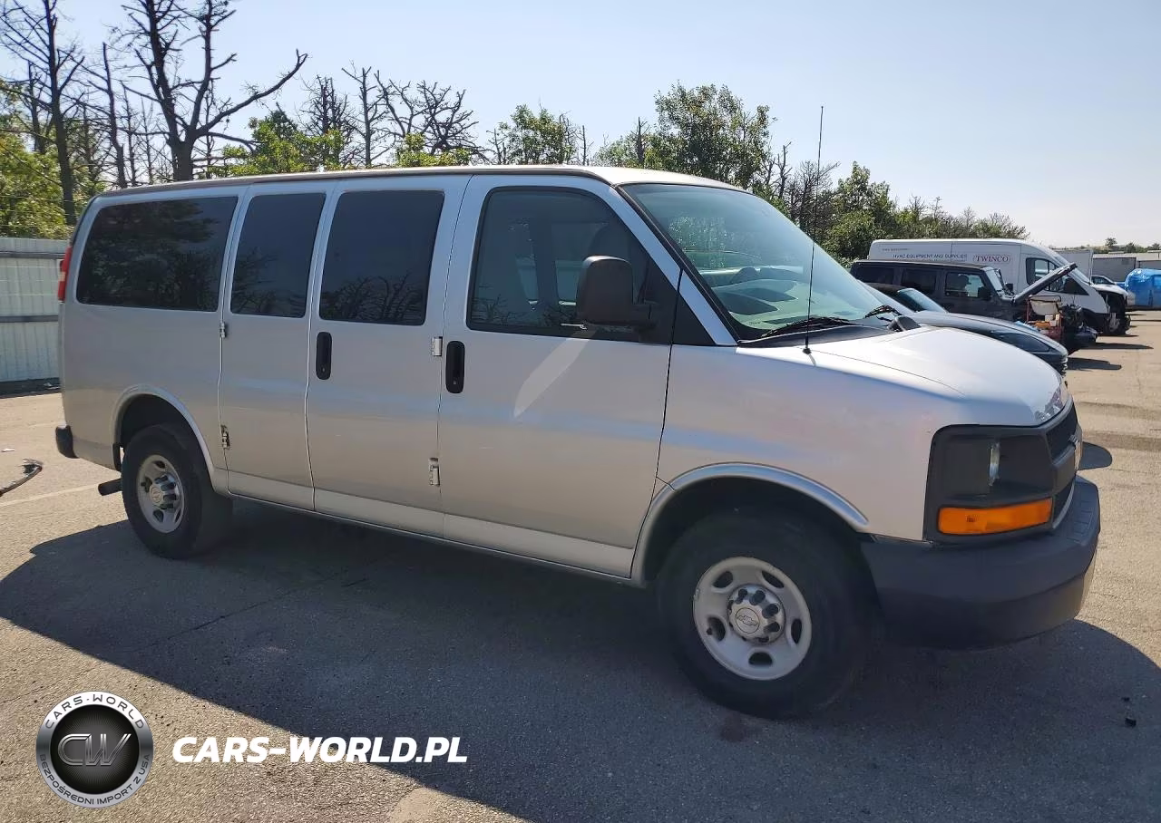 2015 Chevrolet Express G2500 Ls VIN:1GAWGPFG5F1220717 - 4