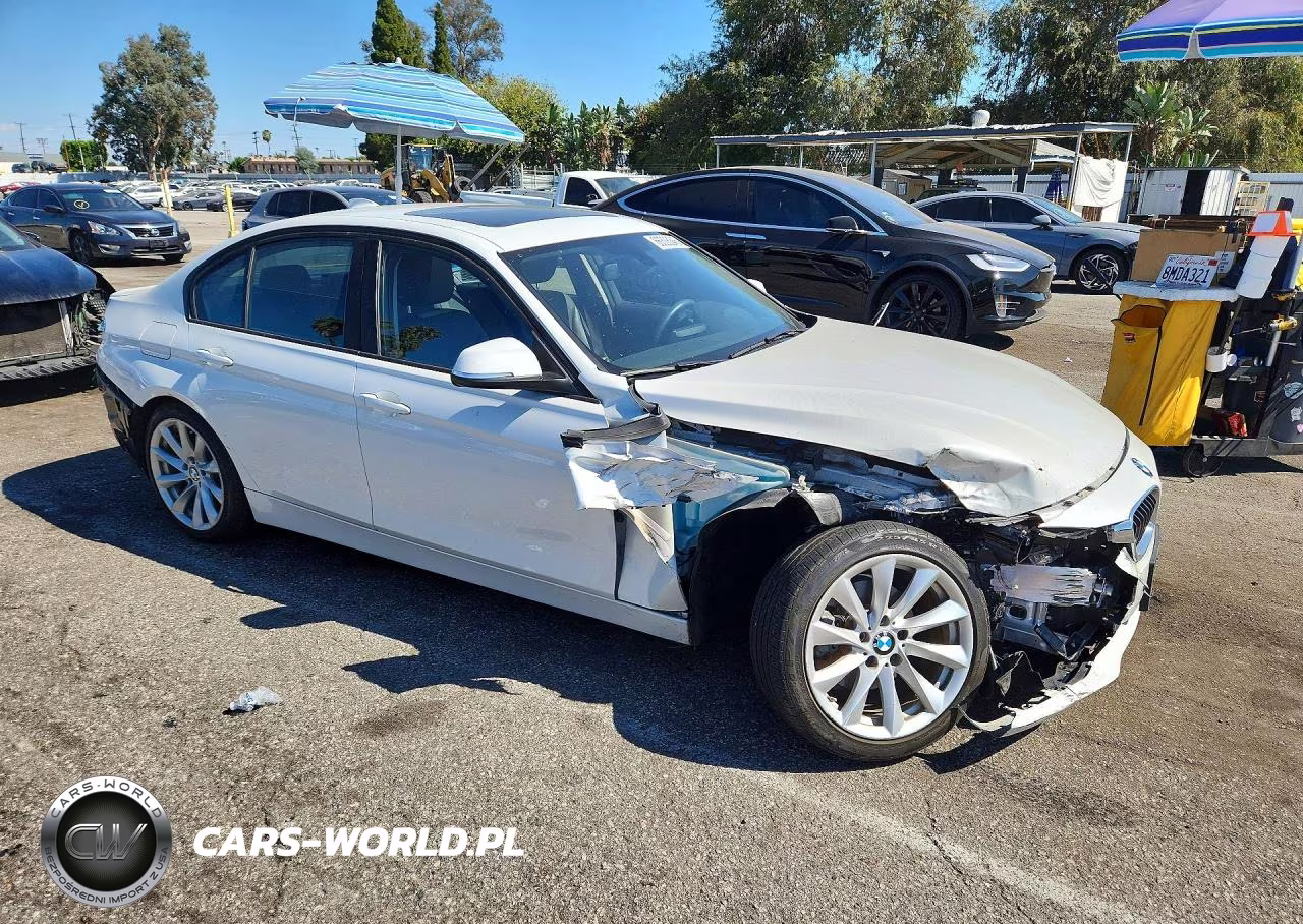 2018 BMW 320 I VIN:WBA8A9C54JAH13653 - 4