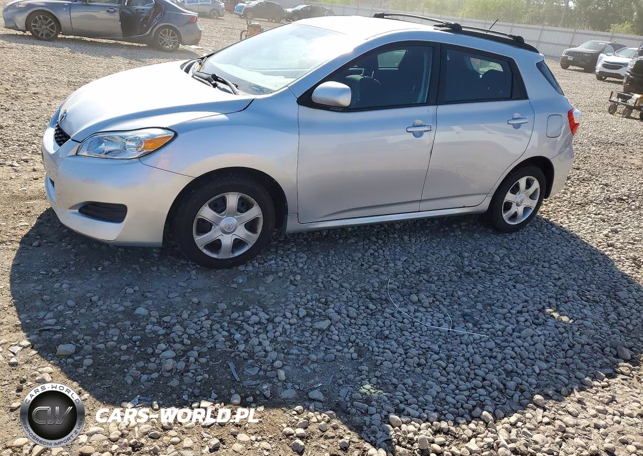 2009 Toyota Matrix Base