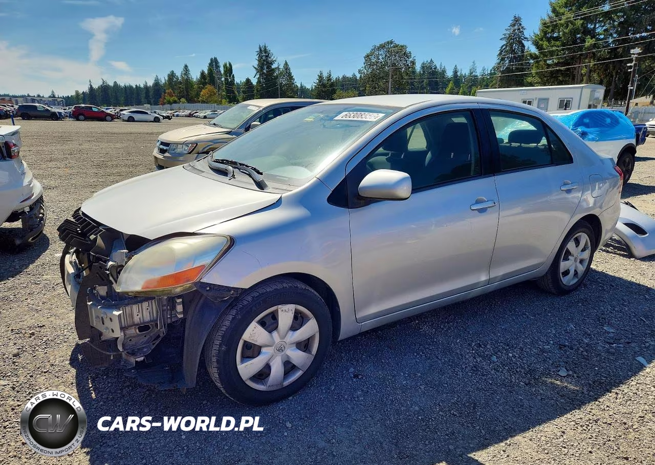 2008 Toyota Yaris Base – zdjęcie 1 z 13