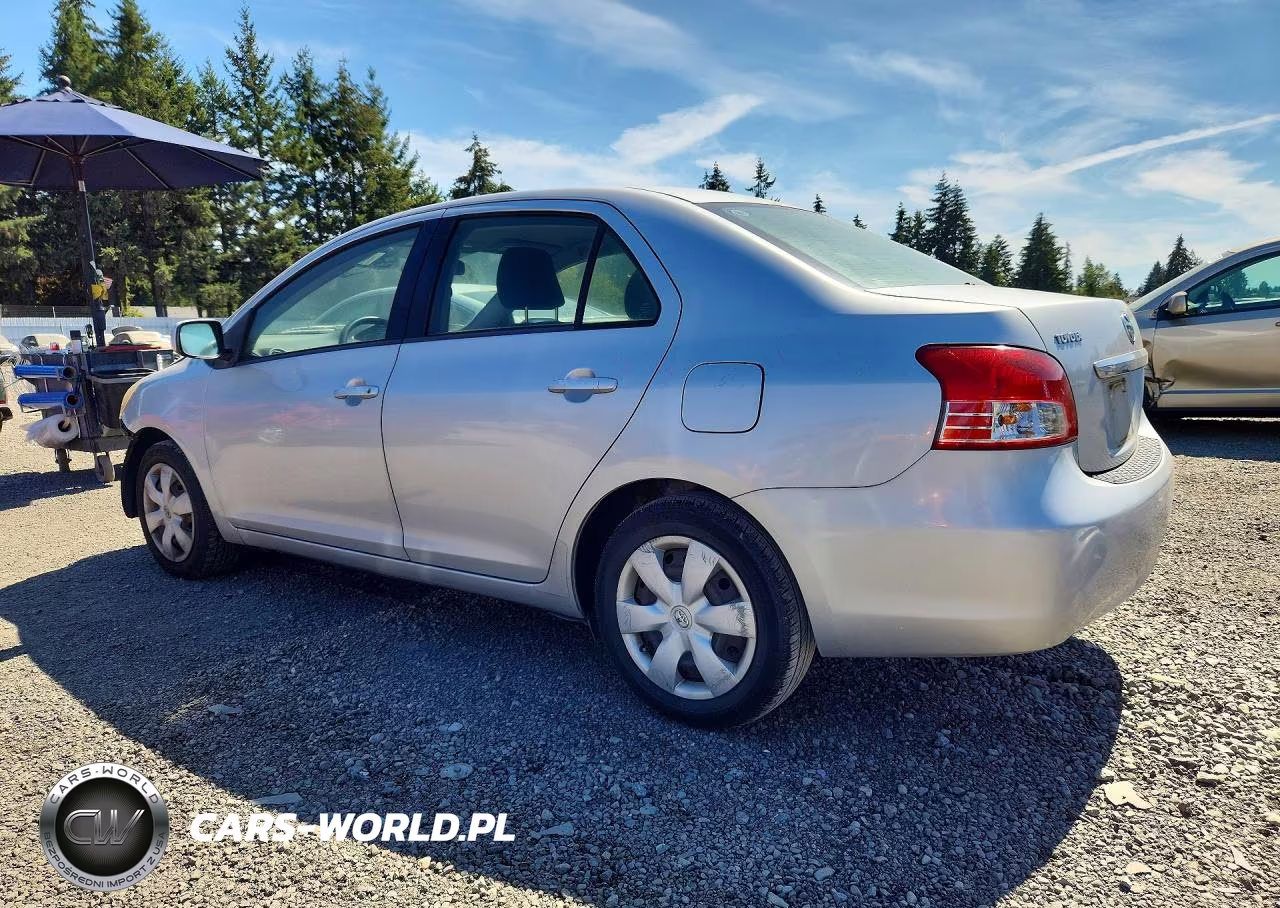 2008 Toyota Yaris Base VIN:JTDBT903281205145 - 2