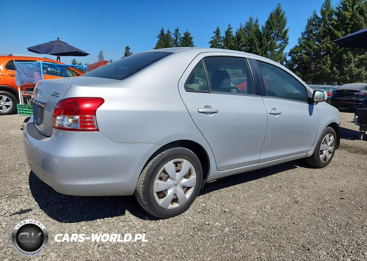 2008 Toyota Yaris Base VIN:JTDBT903281205145 - 3