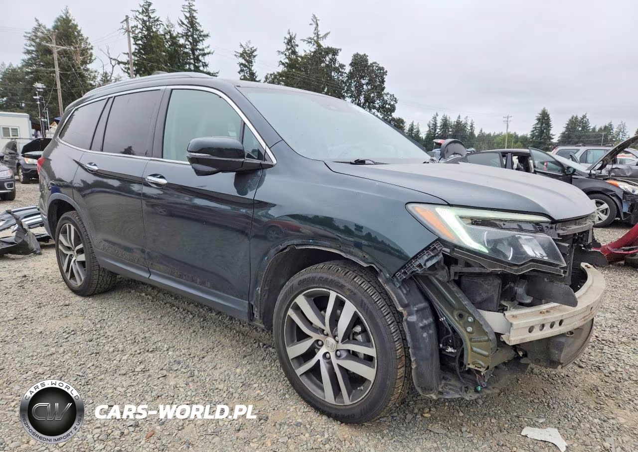 2017 Honda Pilot Touring VIN:5FNYF6H96HB014960 - 4