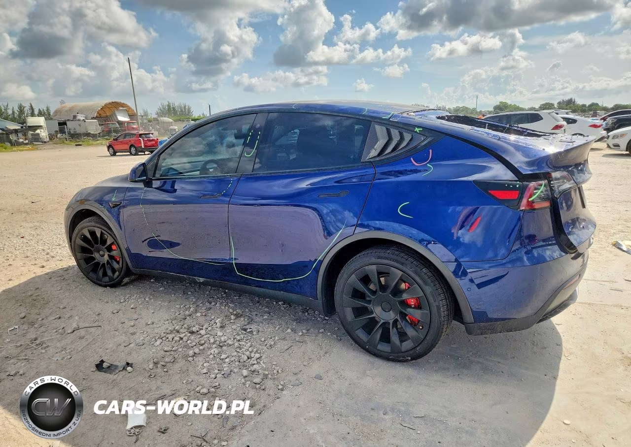 2020 Tesla Model Y VIN:5YJYGDEF1LF000470 - 2